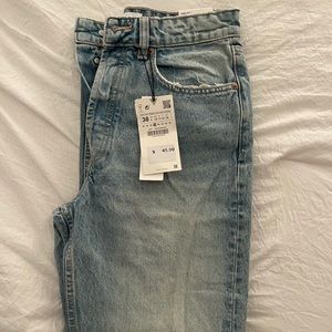 Zara jeans size 38 never worn